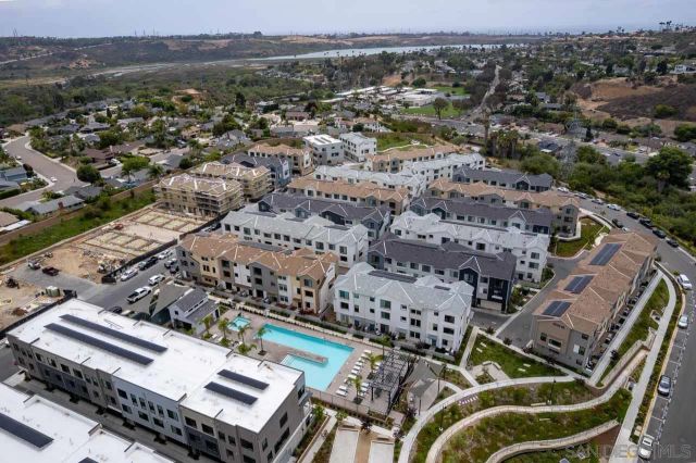 2564 Delphinium Ln, Carlsbad, CA 92008