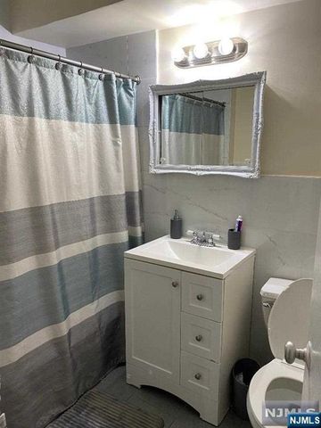 90 Prospect Avenue 6F, Hackensack, NJ 07601