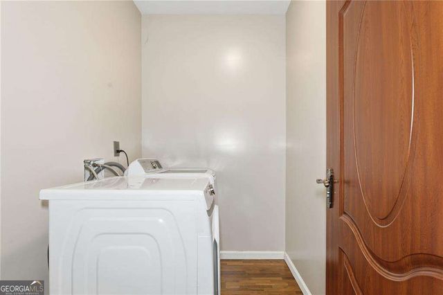 6831 Augusta Manor, Suwanee, GA 30024