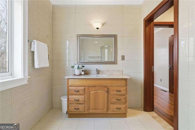 6831 Augusta Manor, Suwanee, GA 30024