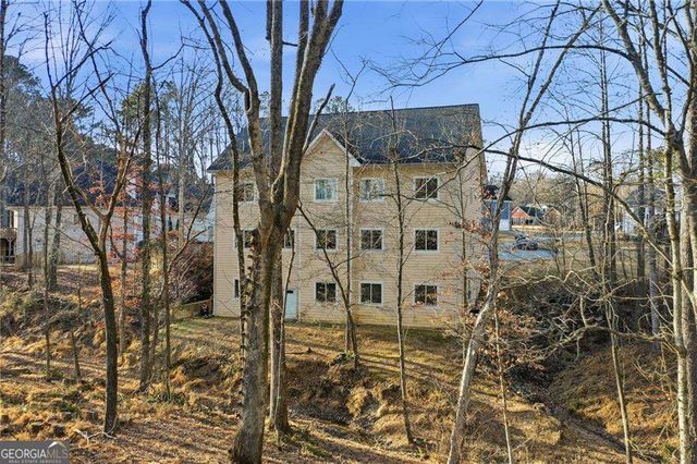 6831 Augusta Manor, Suwanee, GA 30024