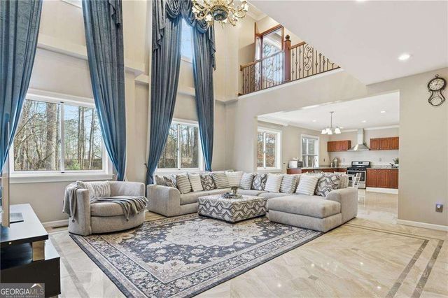 6831 Augusta Manor, Suwanee, GA 30024