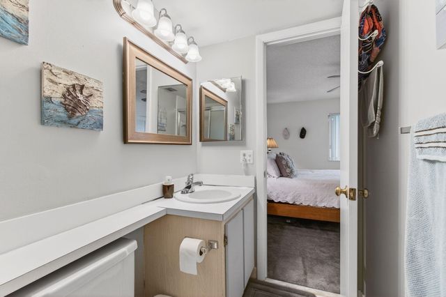 405 Pine Glen Lane D-2, Greenacres, FL 33463