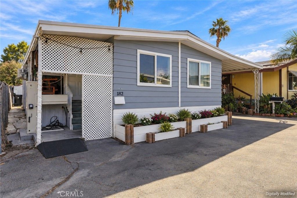 5450 N. Paramount Blvd., Long Beach, CA 90805 — photo 2