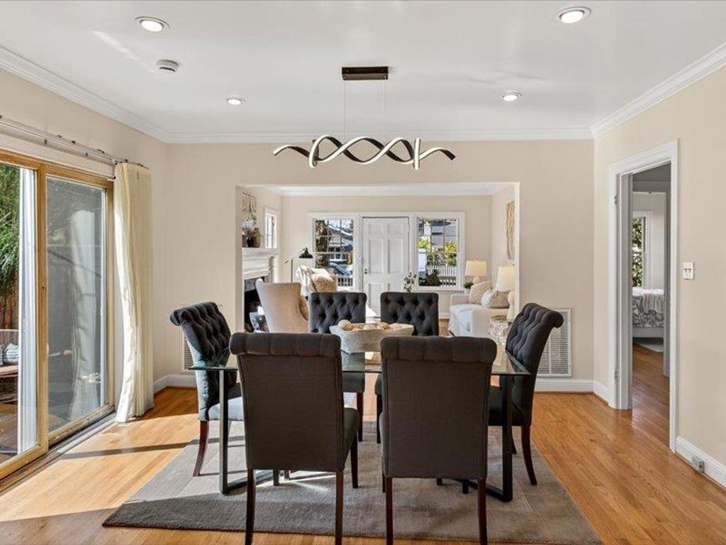 Image 10 of property listing at 288 N Frances Street, Sunnyvale, CA 94086