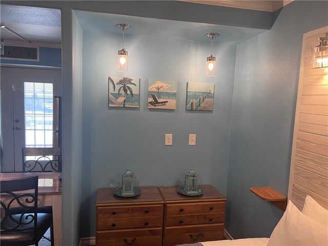14300 S Padre Island 105, Corpus Christi, TX 78418