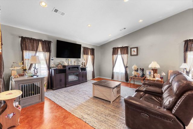 15525 Ranch Road 2241, Tow, TX 78672
