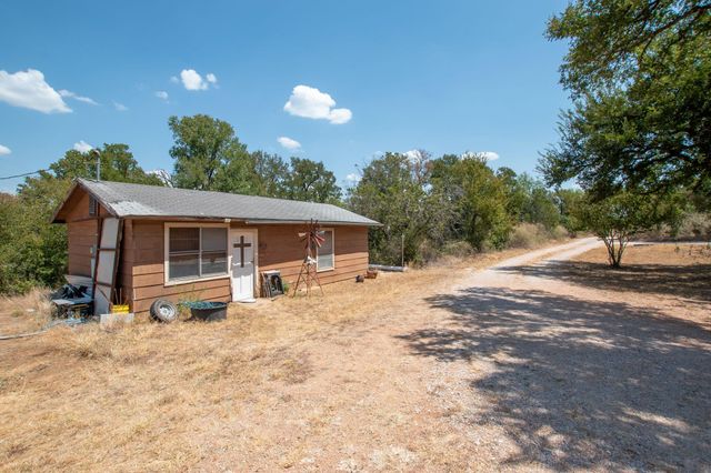15525 Ranch Road 2241, Tow, TX 78672