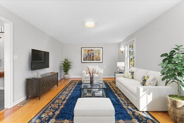 49 Sudbury Road, Ashland, MA 01721
