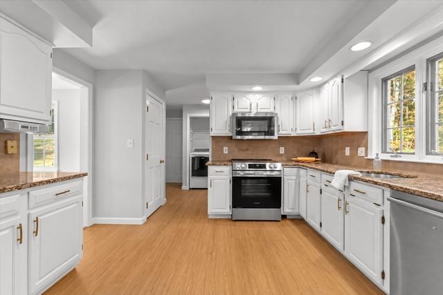 49 Sudbury Road, Ashland, MA 01721