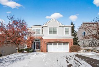 2313 Woodcrest Drive, Woodbury, MN 55129