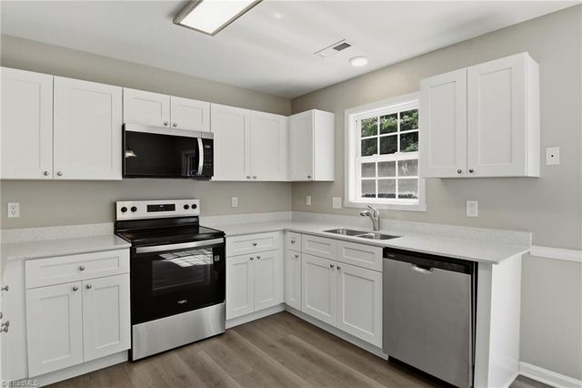 5858 Bushberry Court, Winston-salem, NC 27105