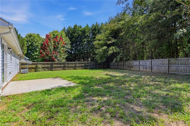 5858 Bushberry Court, Winston-salem, NC 27105