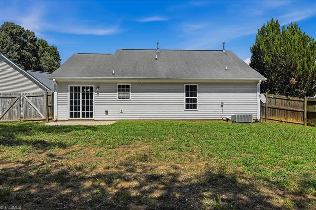 5858 Bushberry Court, Winston-salem, NC 27105