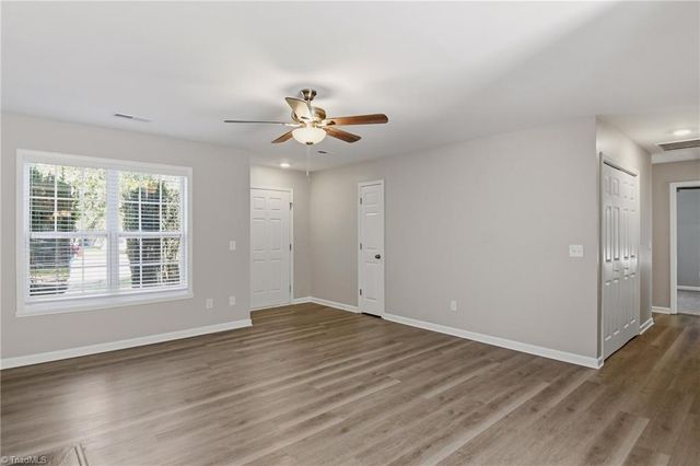 5858 Bushberry Court, Winston-salem, NC 27105