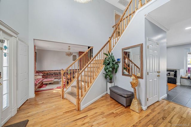 3 Liberty Place, Coram, NY 11727