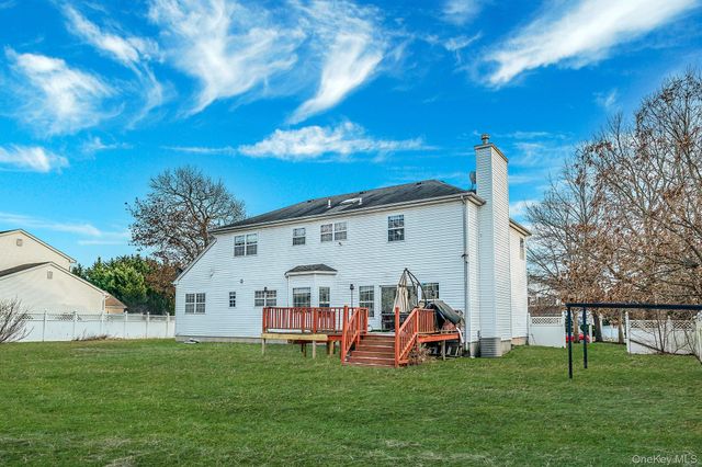 3 Liberty Place, Coram, NY 11727