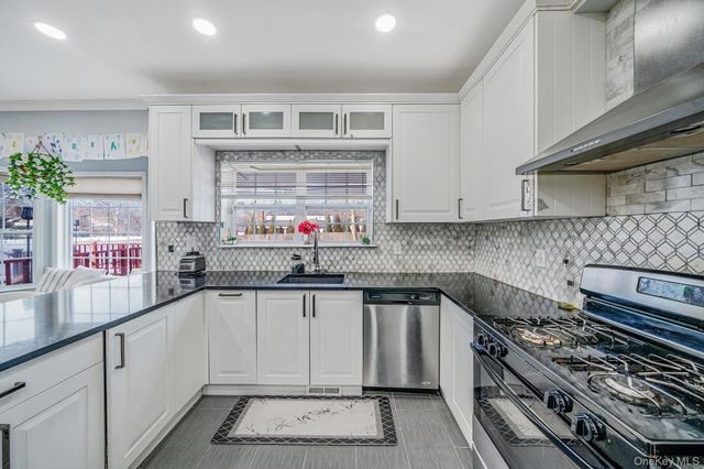 3 Liberty Place, Coram, NY 11727