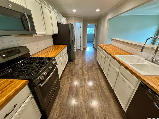 1723 CORITA ST, San Antonio, TX 78209