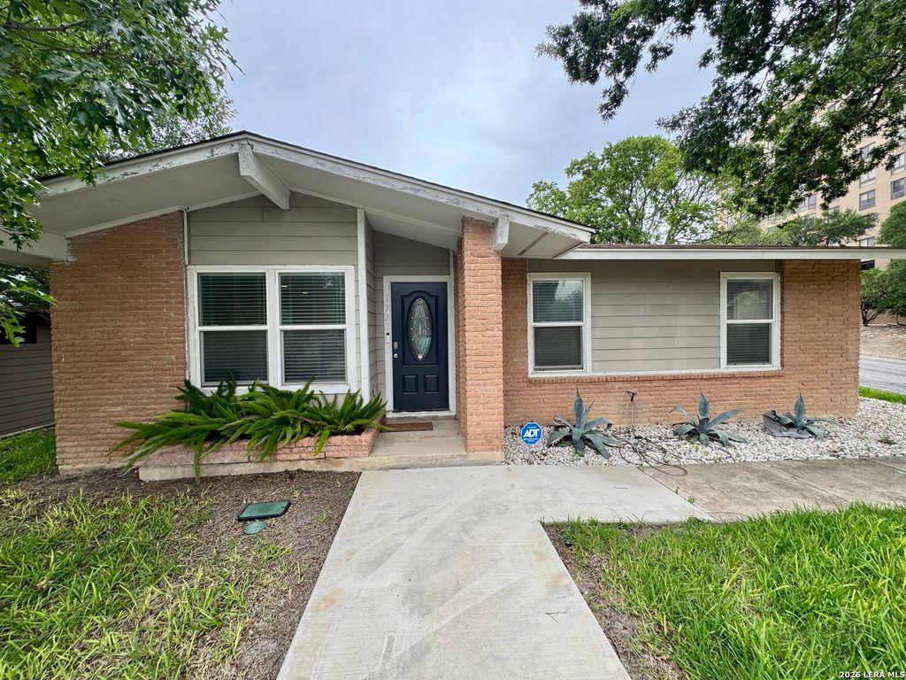 1723 CORITA ST, San Antonio, TX 78209