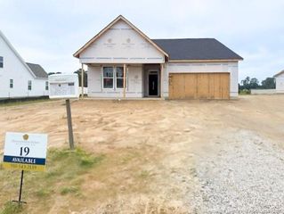 2038 Secluded Dell Road, Fayetteville, NC 28306