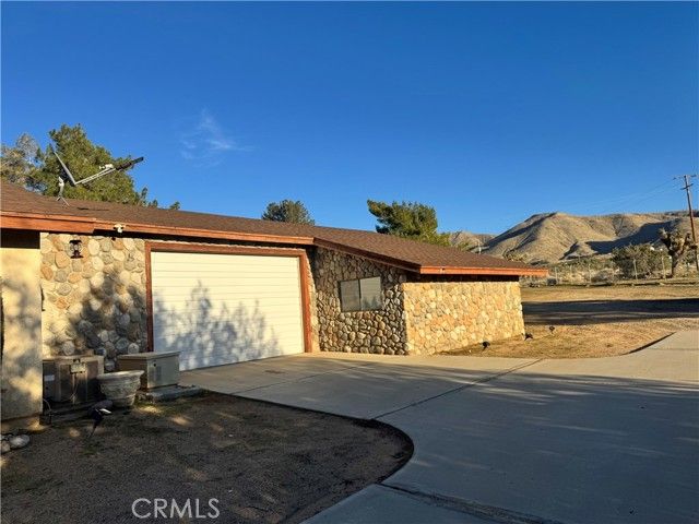 19574 Happy Valley, Apple Valley, CA 92308