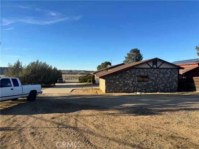 19574 Happy Valley, Apple Valley, CA 92308