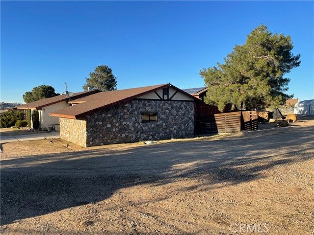 19574 Happy Valley, Apple Valley, CA 92308