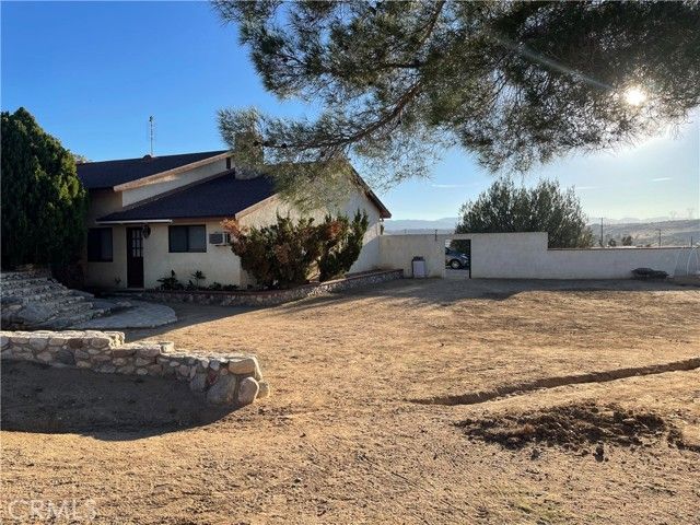 19574 Happy Valley, Apple Valley, CA 92308