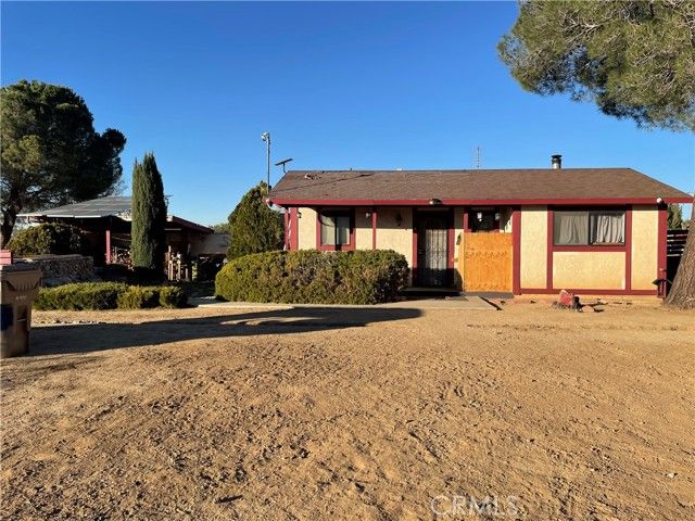 19574 Happy Valley, Apple Valley, CA 92308