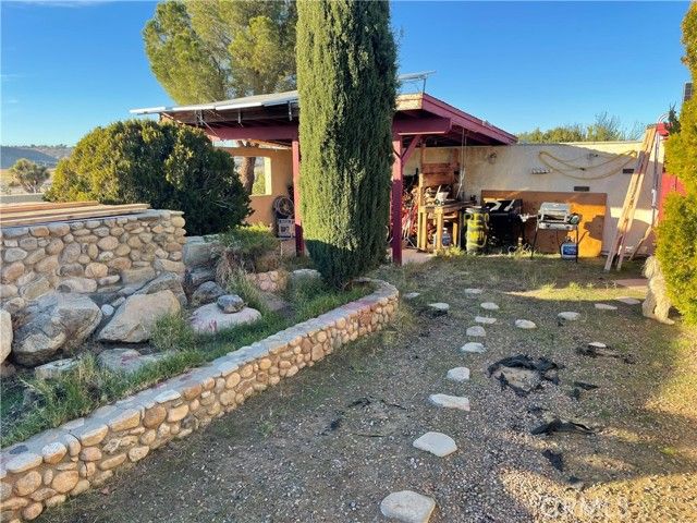 19574 Happy Valley, Apple Valley, CA 92308