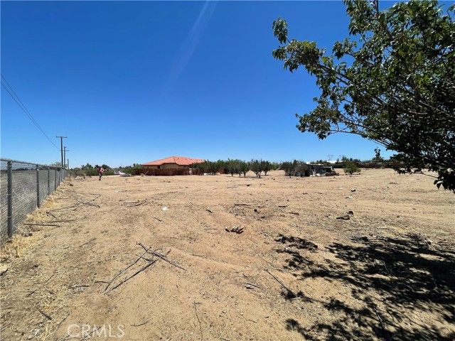 19574 Happy Valley, Apple Valley, CA 92308