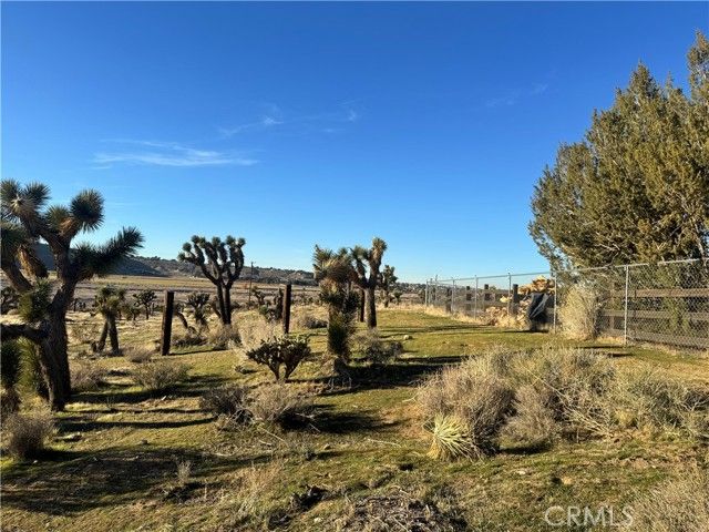 19574 Happy Valley, Apple Valley, CA 92308