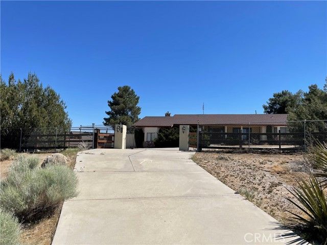 19574 Happy Valley, Apple Valley, CA 92308
