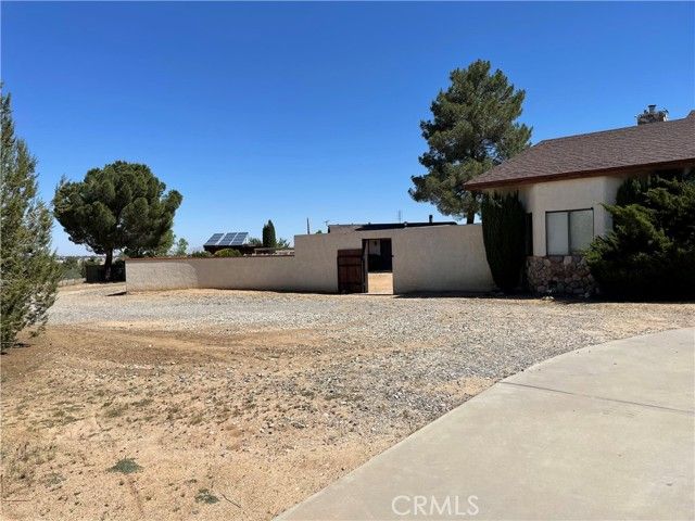 19574 Happy Valley, Apple Valley, CA 92308