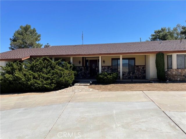 19574 Happy Valley, Apple Valley, CA 92308