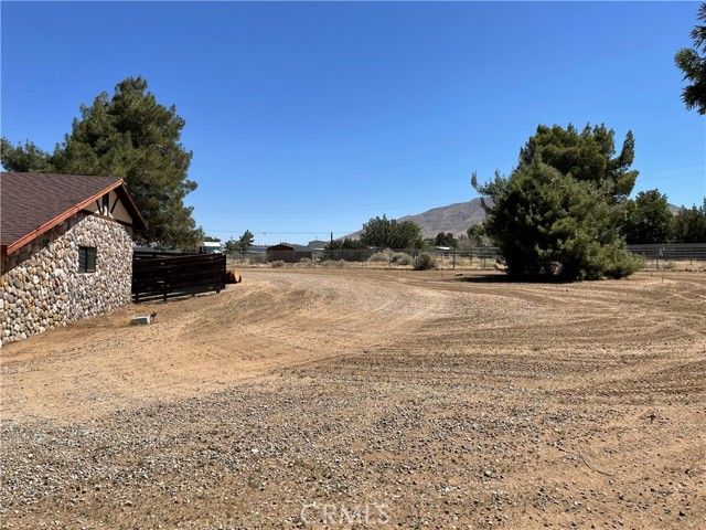 19574 Happy Valley, Apple Valley, CA 92308