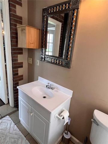 4901 Antioch Road, Overland Park, KS 66203