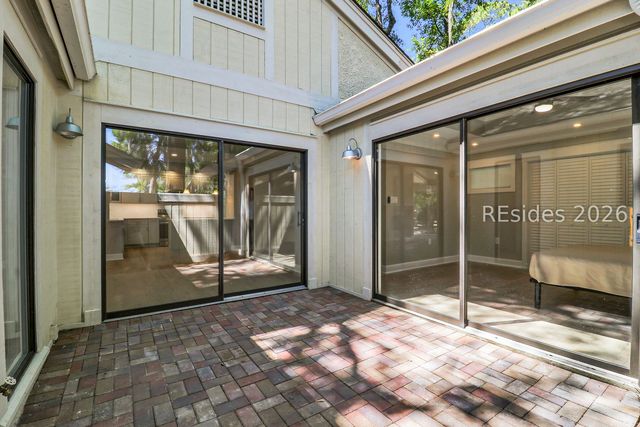 5 Stable Gate Rd, Hilton Head Island, SC 29926