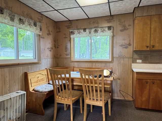 734 N Hawley Drive, Coldwater, MI 49036