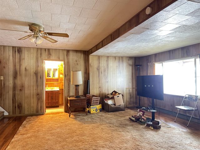 734 N Hawley Drive, Coldwater, MI 49036