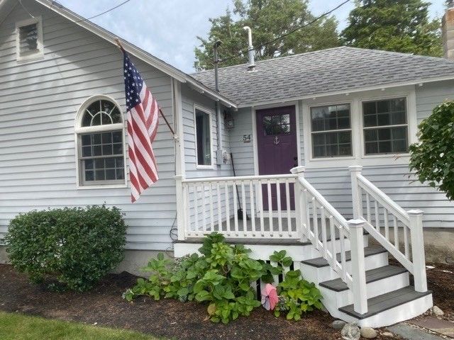 54 Everett 54, Marshfield, MA 02050