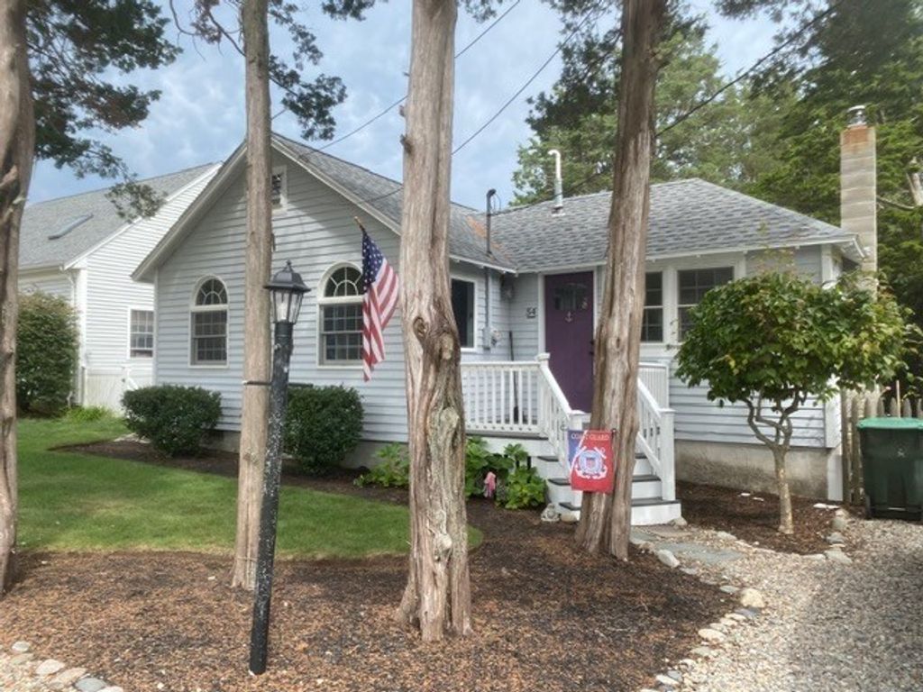 54 Everett 54, Marshfield, MA 02050