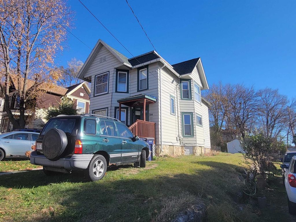 214 Pease Court, Janesville, WI 53545