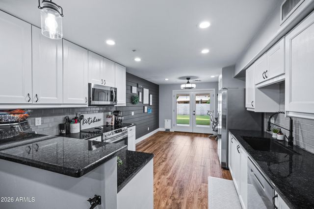 8749 E SAGE Drive, Scottsdale, AZ 85250