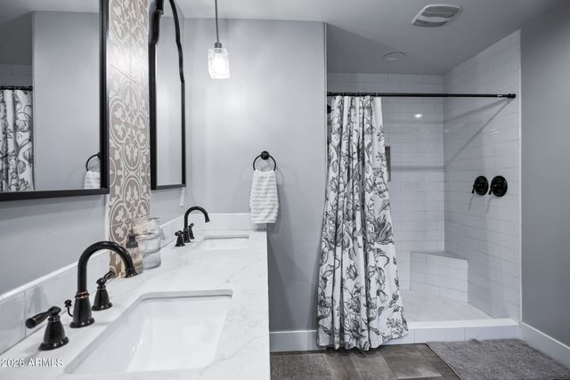 8749 E SAGE Drive, Scottsdale, AZ 85250