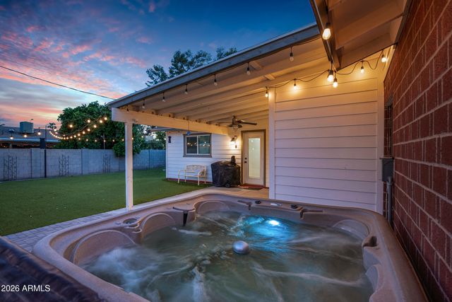 8749 E SAGE Drive, Scottsdale, AZ 85250