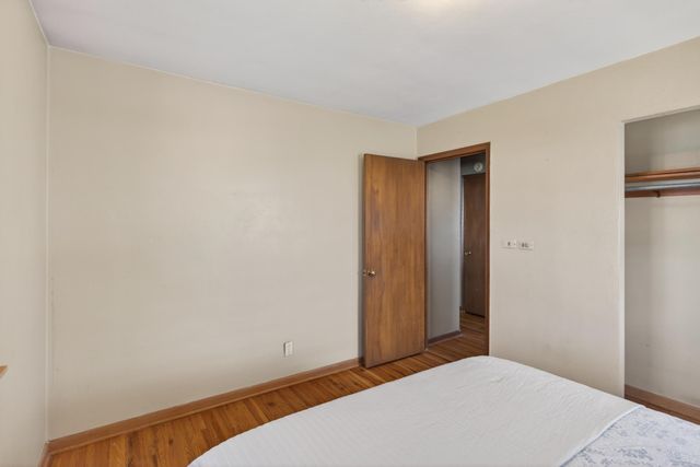 1592 Hoyt Avenue E, Saint Paul, MN 55106