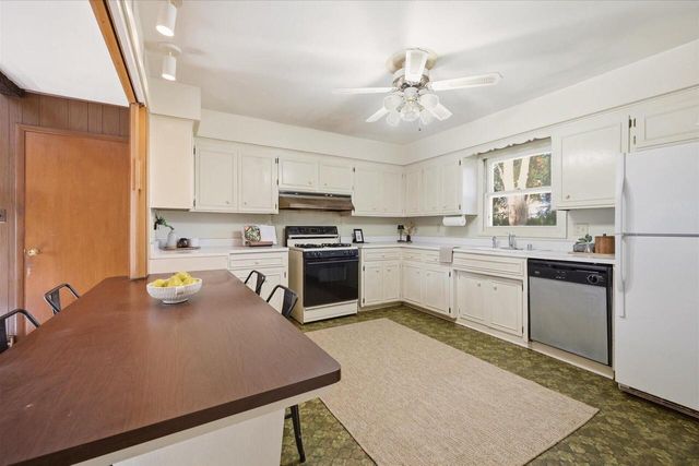 10042 W Tower AVENUE, Milwaukee, WI 53224