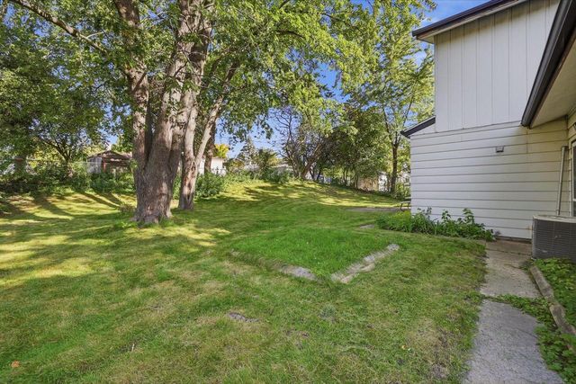 10042 W Tower AVENUE, Milwaukee, WI 53224